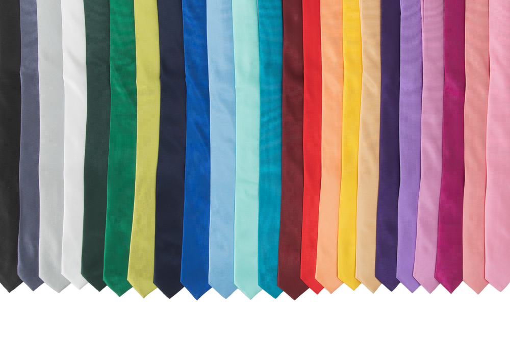 Corbata Clásica · Dorada